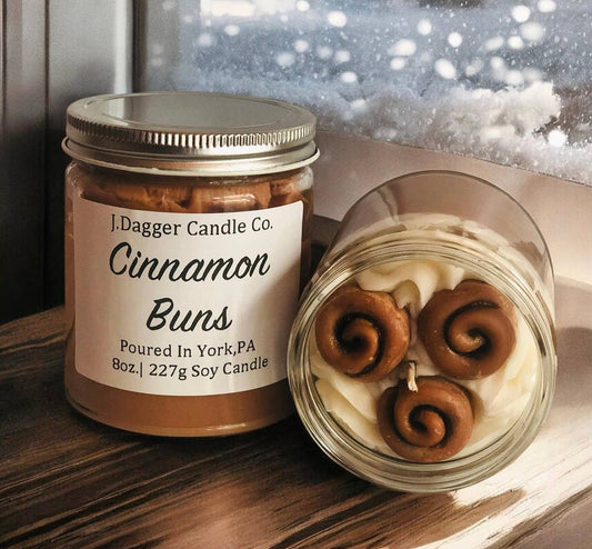 Mini Cinnamon Buns Dessert Soy Candle, 8oz.